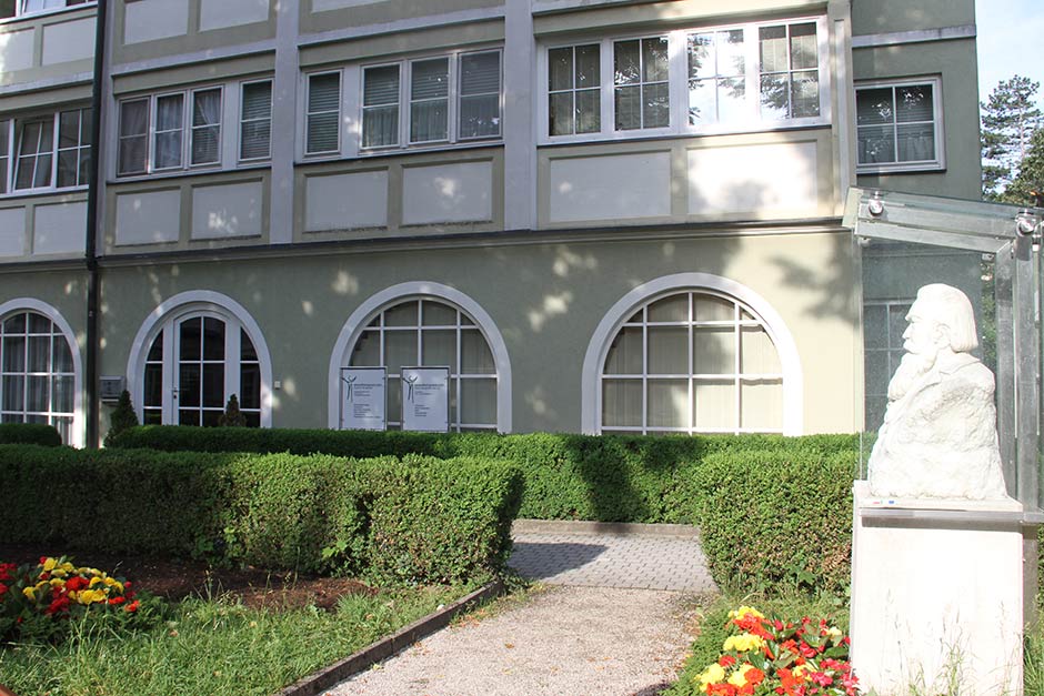 Zebau-Immobilien | Geschäftsräume an der Espalande von Bad Ischl zu mieten